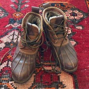 Frye shearling lace up boots!